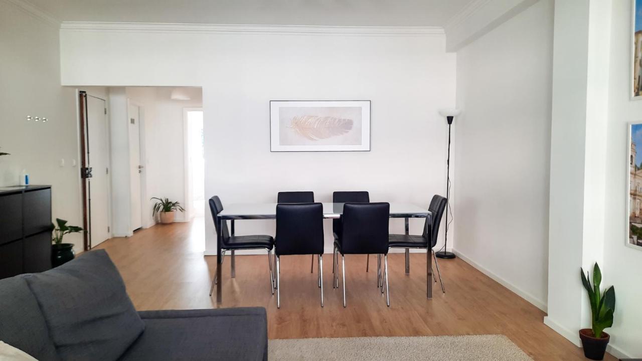 Lovely 2-Bedroom Apartment - Near Braga City Center! ภายนอก รูปภาพ